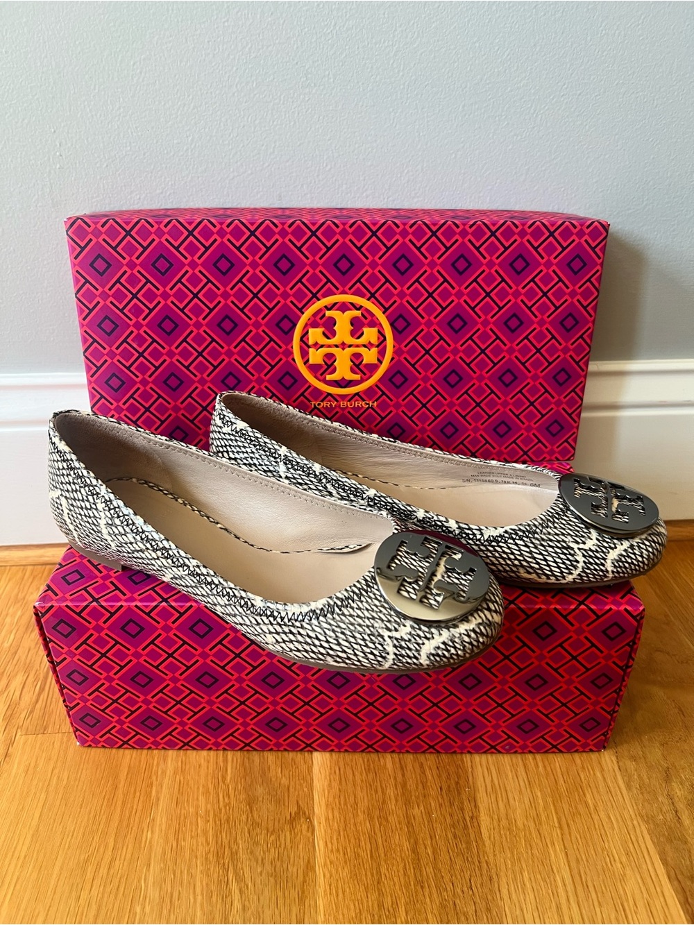 Tory Burch Black & White Snake-Print Logo Ballet Flats-Brand New w/ box